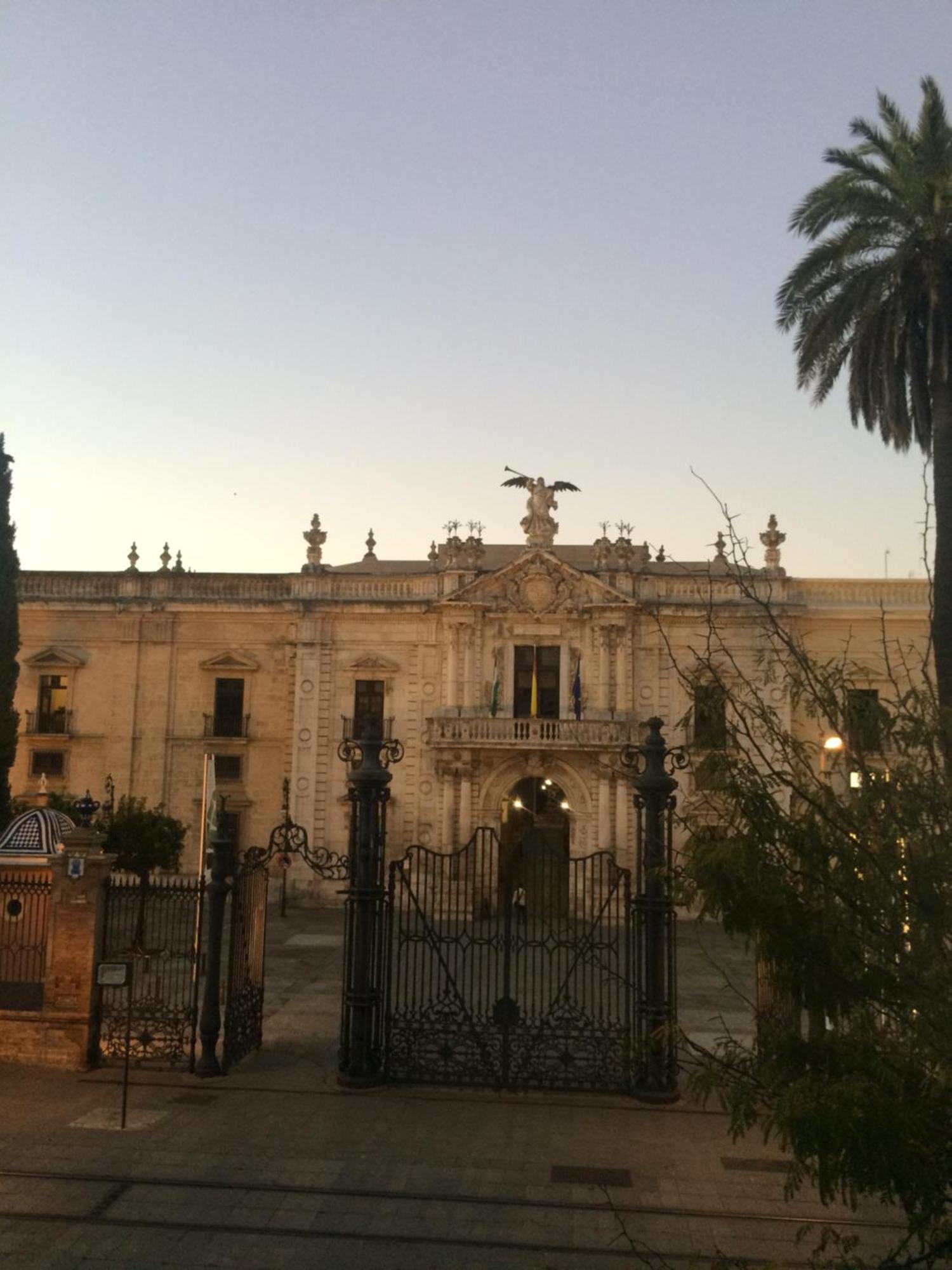 San Fernando Luxury Loft - Free Parking Apartment Seville